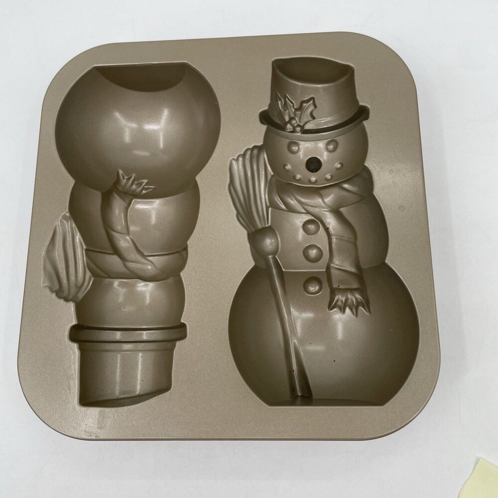 Williams Sonoma Nordic Ware Snowman Cake Mold Pan Christmas 3D 10 Cup 2.6 Liter